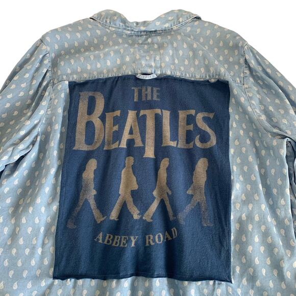 Via Penny Lane Reworked Apparel | The Beatles Graphic Chambray Button Down Shirt - Picture 6 of 10